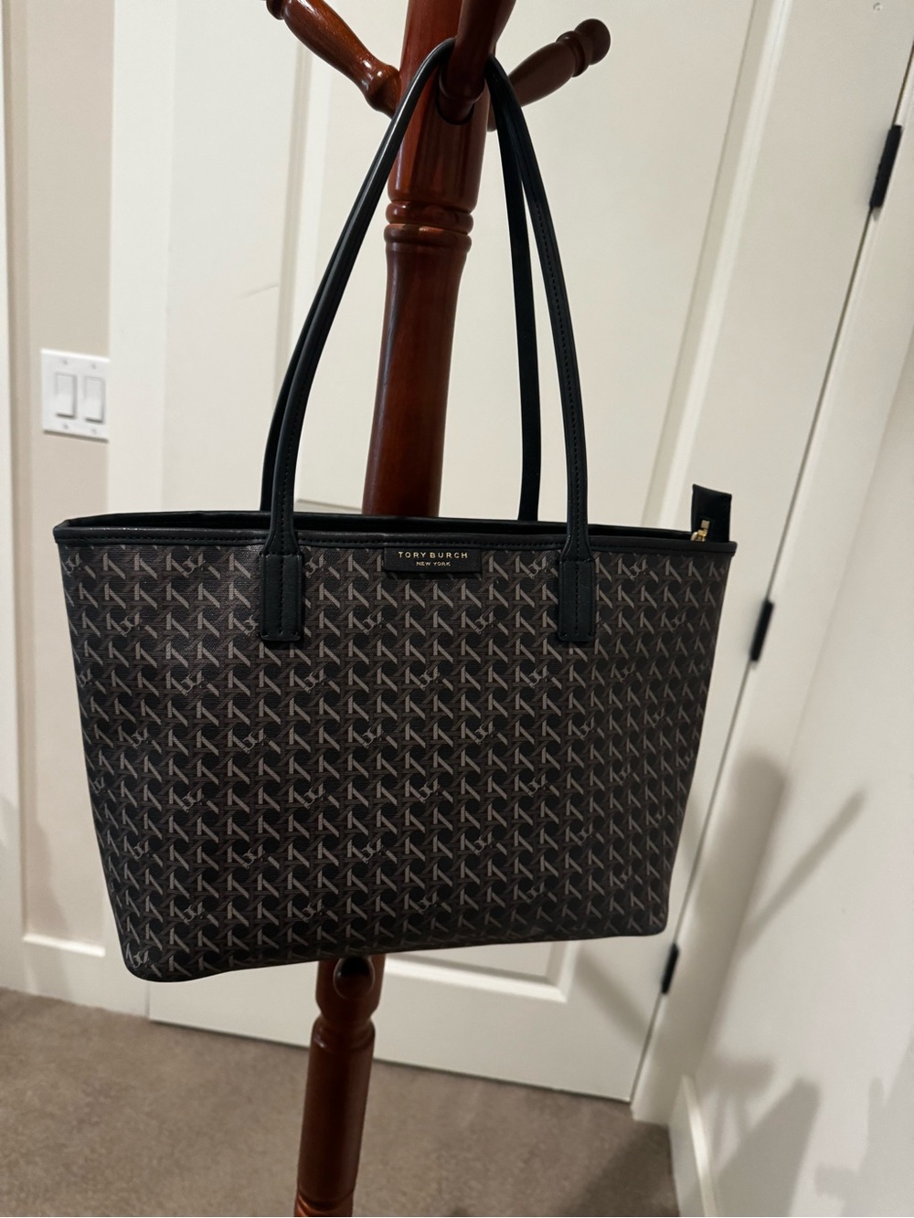 Tory Burch Logo-Print Tote